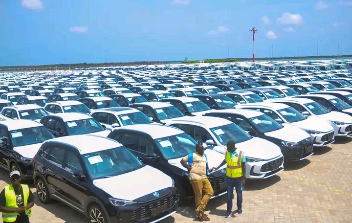 Thousands of Cars Bound for Dubai Offloaded at Kenya&rsquo;s Lamu Port